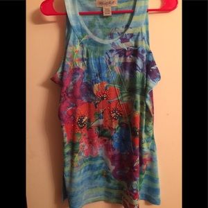 Summer sleeveless top